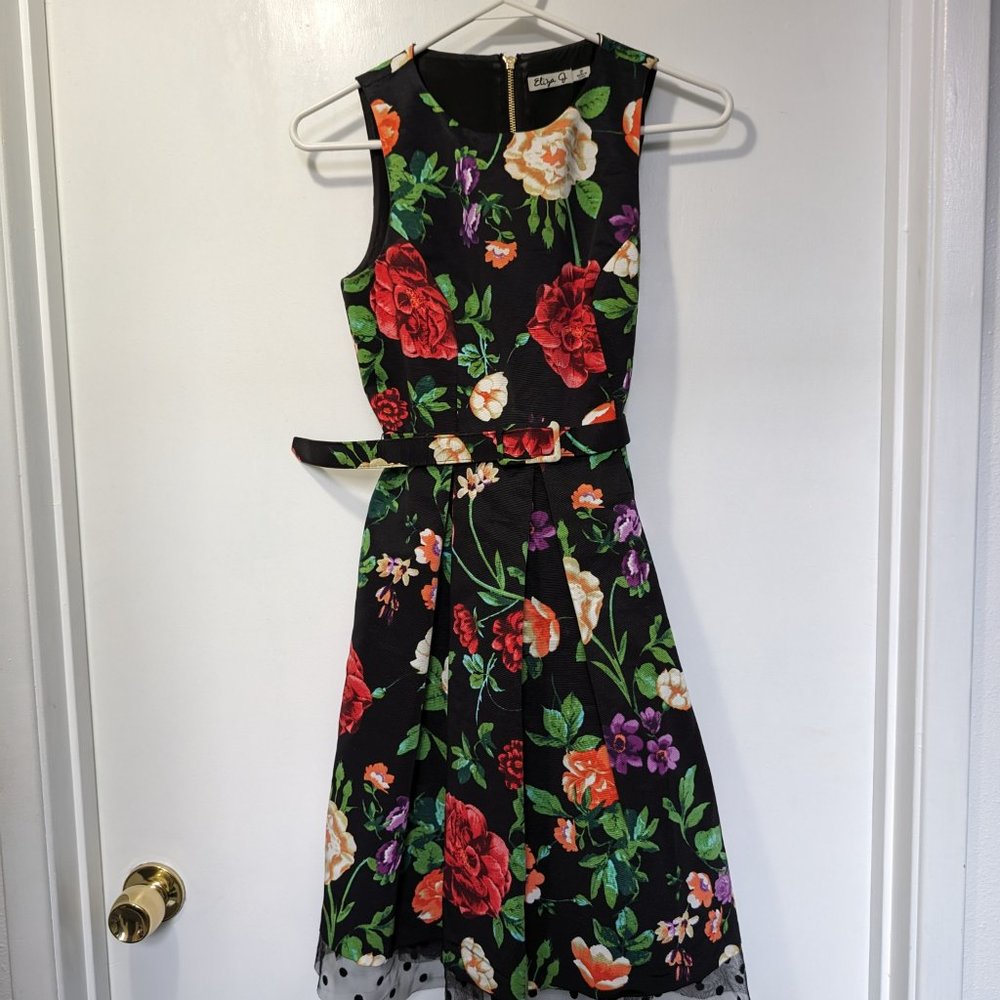 Eliza J A-Frame Floral Cocktail Dress with belt & pockets - Size 2P
